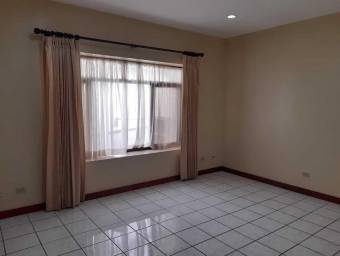 Se vende hermosa casa en San Francisco de Dos ríos. 22-1356