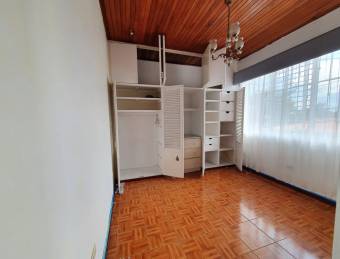 Apartamento en Rhomoser de dos pisos 