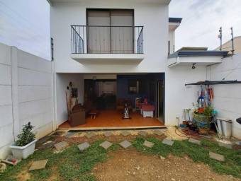 Bonita casa de dos Niveles en Venta,  HESanPablo     CG-22-481