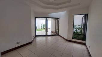 Espectacular casa en Venta,  Rohrmoser        CG-22-1249