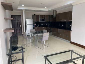 Se alquila apartamento en Sabana Sur 22-292