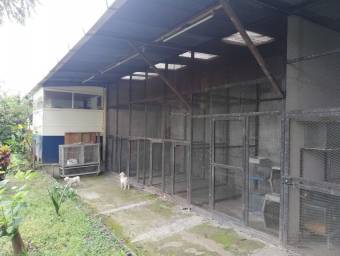 SE VENDE NEGOCIO A PUERTA CERRADA EN HATILLO3 21-2088