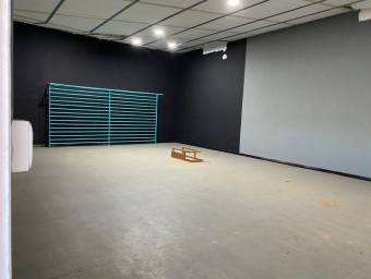 Se vende edificio comercial en Paseo Lindora 22-1033