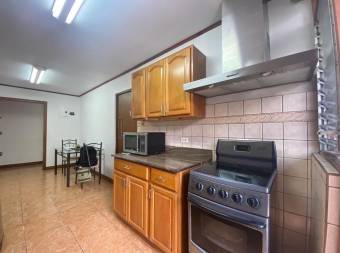 Hermosa casa en Venta,  SJSabana     CG-22-356