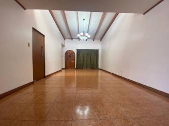 Hermosa casa en Venta,  SJSabana     CG-22-356