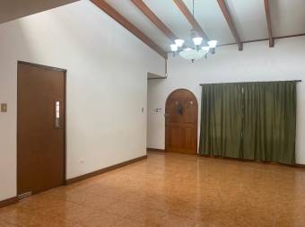 Hermosa casa en Venta,  SJSabana     CG-22-356