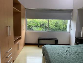 Se alquila hermoso apartamento en Guachipelin, Escazú 22-625