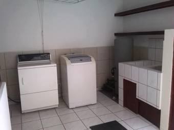 Se alquila apartamento amoblado en Rorhmoser. 20-1450