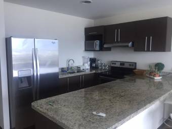 Se alquila hermoso apartamento totalmente amoblado en Paseo Colón 22-39