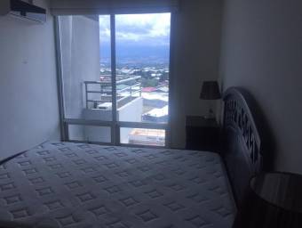 Se alquila hermoso apartamento totalmente amoblado en Paseo Colón 22-39