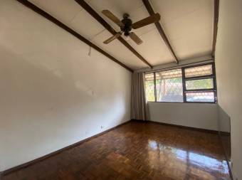 Fabulosa casa en Venta,  SantaAna      CG-22-1470