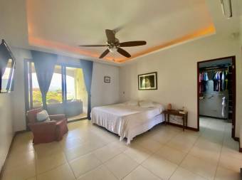 Preciosa casa de Ensueño en Venta,  AlajLaGuacima     CG-22-134