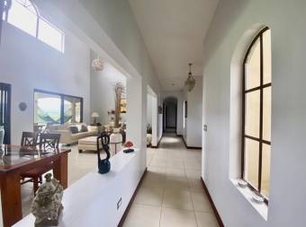 Preciosa casa de Ensueño en Venta,  AlajLaGuacima     CG-22-134