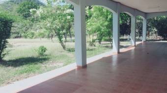 Se Vende Casa en Nicoya, Guanacaste. A 5 minutos del centro, a 1km. De la escuela (Sabana Grande)
