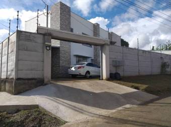 Casa en Venta en Santa Bárbara, Heredia MLS #23-1506 CL