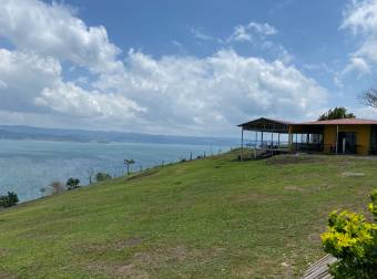 Hermosa Finca Con Vista Lago Arenal