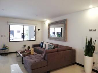 MLS-23-377 VENTA CASA SANTA ANA SAN JOSE