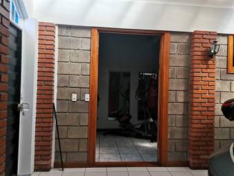 Casa en Venta en Montes de Oca, San José. RAH 22-1517