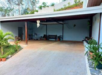 Casa en Venta en Parrita, Puntarenas. RAH 23-1855