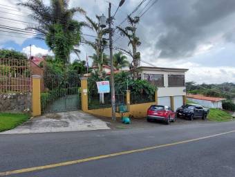 Casa en Venta en San Isidro, Heredia MLS #23-826 CL