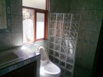 Casa en Venta en Santa Ana, San José. RAH 22-1430