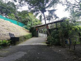 Casa en Venta en Santa Ana, San José. RAH 22-1430