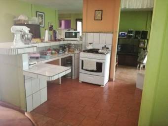 MLS-23-1373 VENTA CASA MIRAMAR PUNTARENAS 