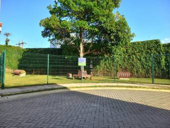 Casa en Venta en Desamparados, Alajuela. RAH 23-2039