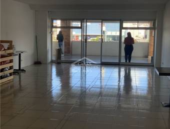 Local Comercial para Alquilar Plaza Bratsi