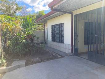 Casa en Venta en Santa Ana, San José. RAH 23-2091