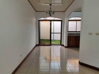 MLS-23-2230 VENTA CASA BARVA HEREDIA