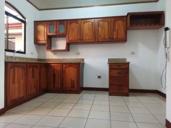 MLS-23-2230 VENTA CASA BARVA HEREDIA