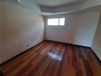 SE VENDE CASA CON TALLER MECANICO, CARTAGO, OREAMUNO, REMATE BANCARIO