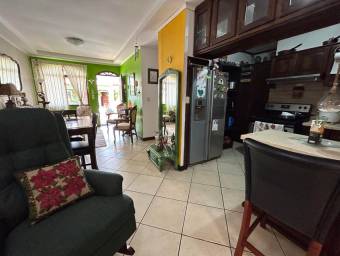 Casa en Venta en San Francisco de Heredia. RAH 23-2153