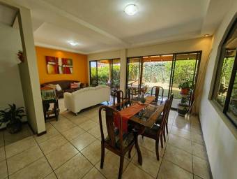 Casa en Venta en Ulloa, Heredia. RAH 23-2131