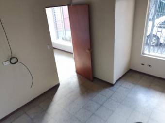 Se vende propiedad con 6 apartamentos y una casa en la Trinidad de Moravia 23-1208