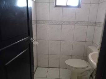 Se vende amplia casa con uso de suelo mixto en San Vicente de Moravia 24-516