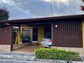 Se vende espaciosa casa con hermosos acabados en San Francisco 2 Ríos San José 24-716