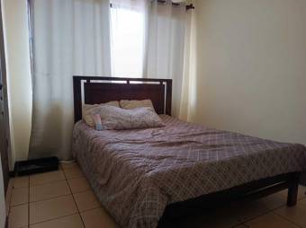 Se vende espaciosa casa con patio en San Sebastián de San José 24-294