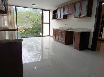 Se vende moderno y espacioso apartamento en condominio de Bello Horizonte en Escazú 23-2619