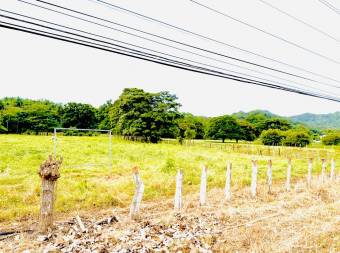 Sale of lot with registered water well in Portegolpe, Guanacaste