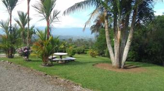 Vento terreno de 2033 metros cuadrados en Orotina, La Isla, San Vito de Coto Brus.