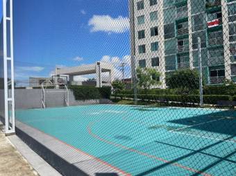 Se vende espacioso apartamento en moderno condominio de San Sebastián en San José 23-637