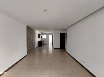 Se alquila espacioso apartamento frente a Hospital metropolitano en Pozos de Santa Ana 24-1126