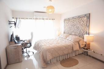 Se vende espacioso apartamento en moderno condominio de pavas en San José 24-961 