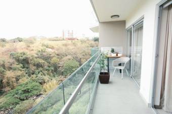 Se vende espacioso apartamento en moderno condominio de pavas en San José 24-961 