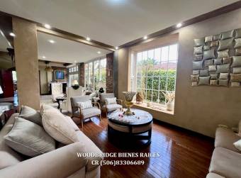 Escazu venta de casa en condominio 450 mts./ $675.000