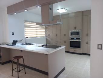 HEREDIA SAN PABLO RESIDENCIAL LA AMADA RENTO CASA $3.000