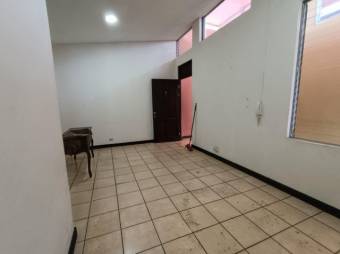 Se alquilan 11 oficinas en Alajuela Centro 23-3235