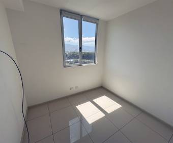 Apartamento a la venta en condominio Bambú 106 en Lagunilla de Heredia.